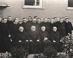 Vai alla pagina: 10. Juni: Seliger Eustachius Kugler