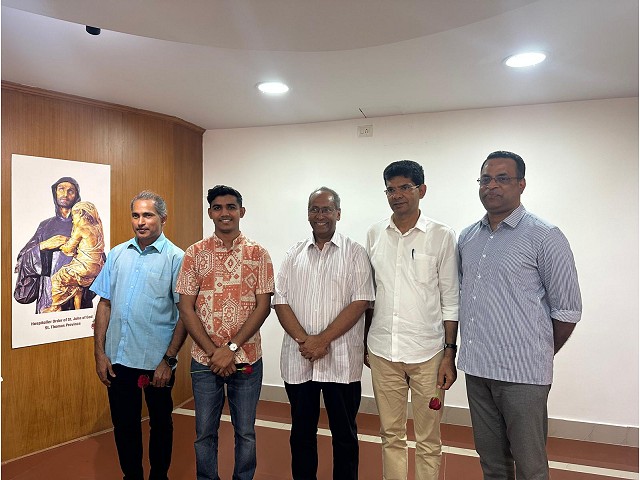 Elecci�n de los Consejeros de la Provincia India